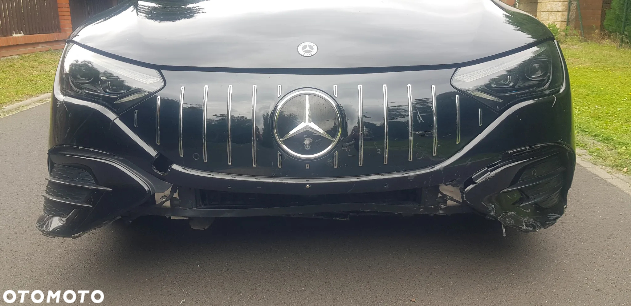 Mercedes-Benz EQE AMG 43 4Matic - 17