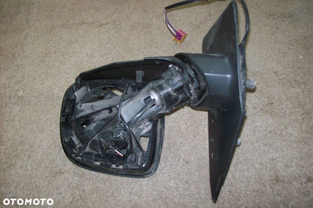 LUSTERKO LEWE VW T-5 LIFT T-6 5 PINÓW - 2