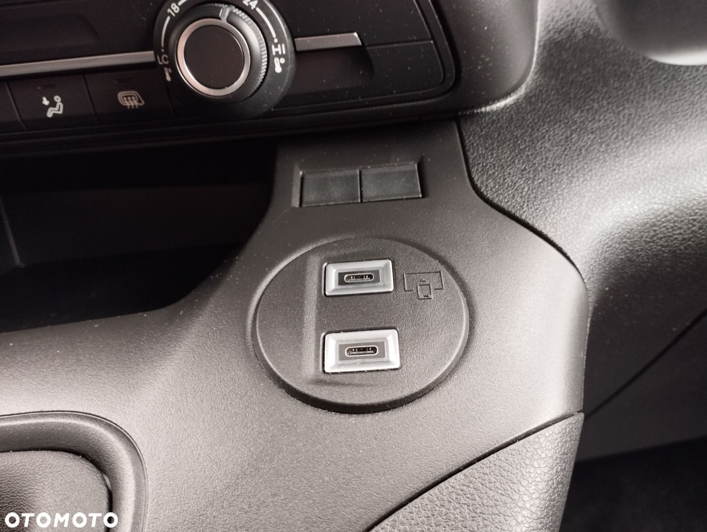 Toyota PROACE CITY - 21
