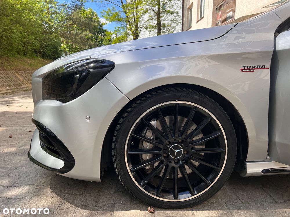 Mercedes-Benz CLA AMG 45 4Matic AMG Speedshift 7G-DCT Yellow Night Edition - 4