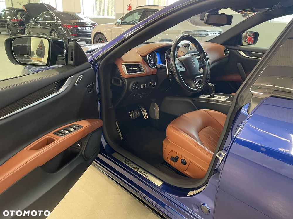 Maserati Ghibli S Q4 - 12