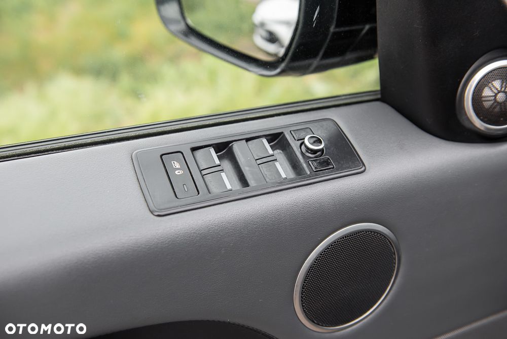 Land Rover Range Rover Sport TDV6 HSE - 16
