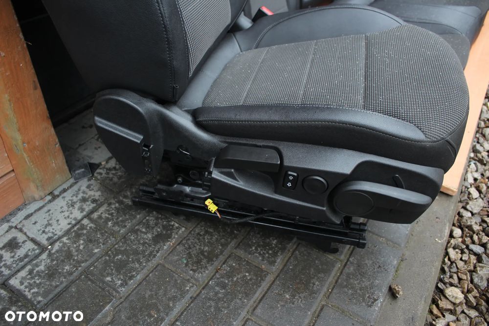 FOTELE KANAPY PÓŁ SKÓRA GRZANE BOCZKI OPEL INSIGNIA A HATCHBACK SEDAN KOMBI EUROPA - 18