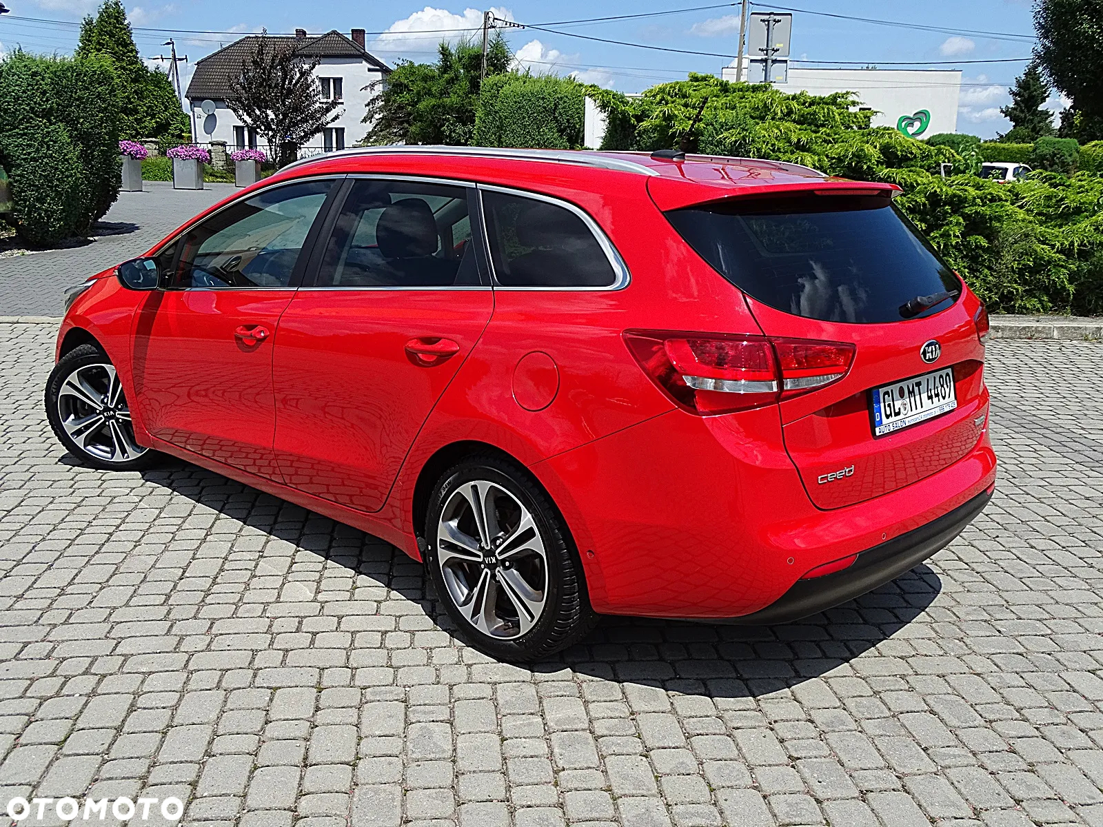 Kia Ceed 1.6 CRDi 136 DCT ISG SW Platinum Edition - 4