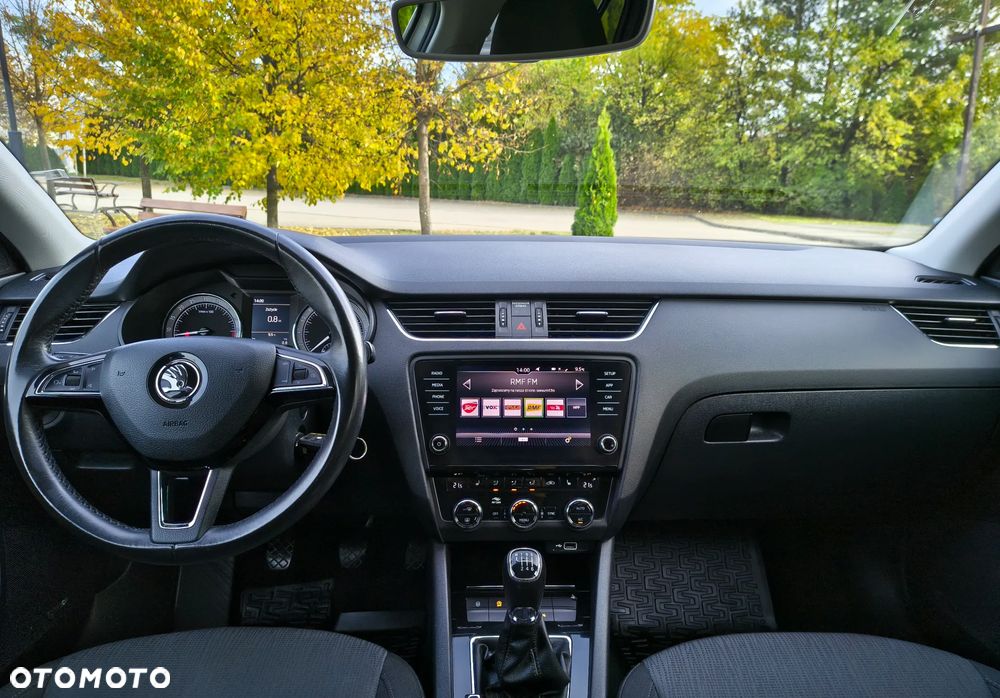 Skoda Octavia 2.0 TDI SCR Ambition - 5