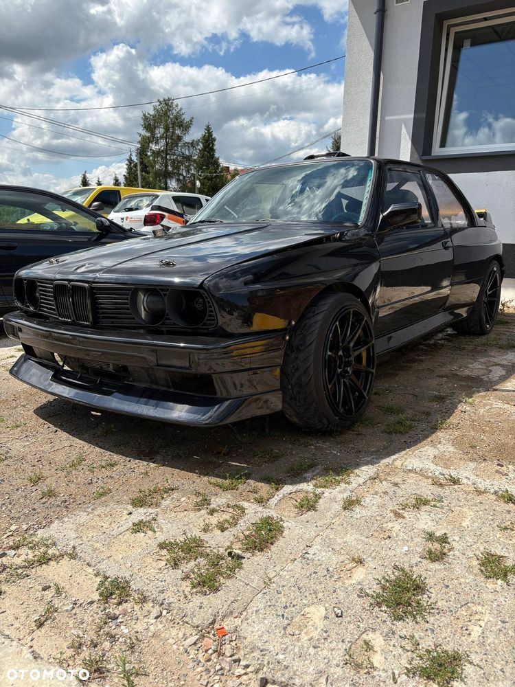 BMW Inny - 1