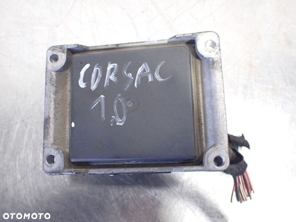 KOMPUTER SILNIKA OPEL CORSA C 1.0 55350551  0261207960 - 1