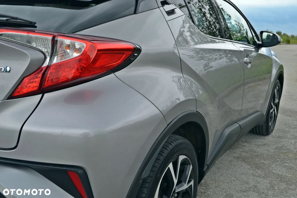Toyota C-HR - 13