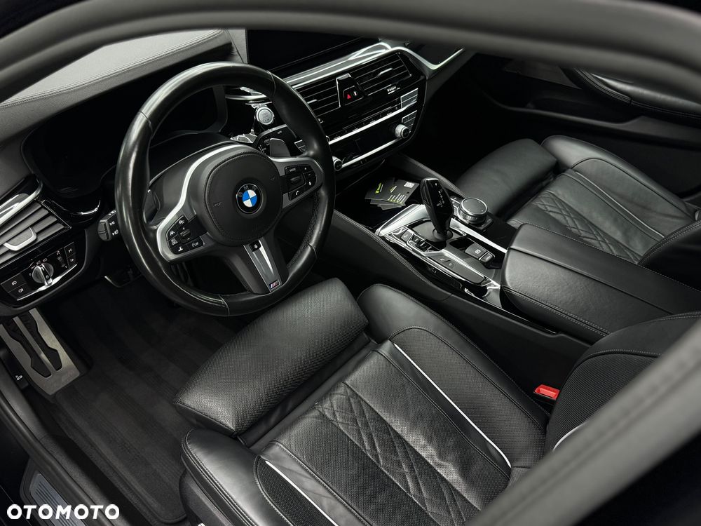 BMW Seria 5 530i - 16
