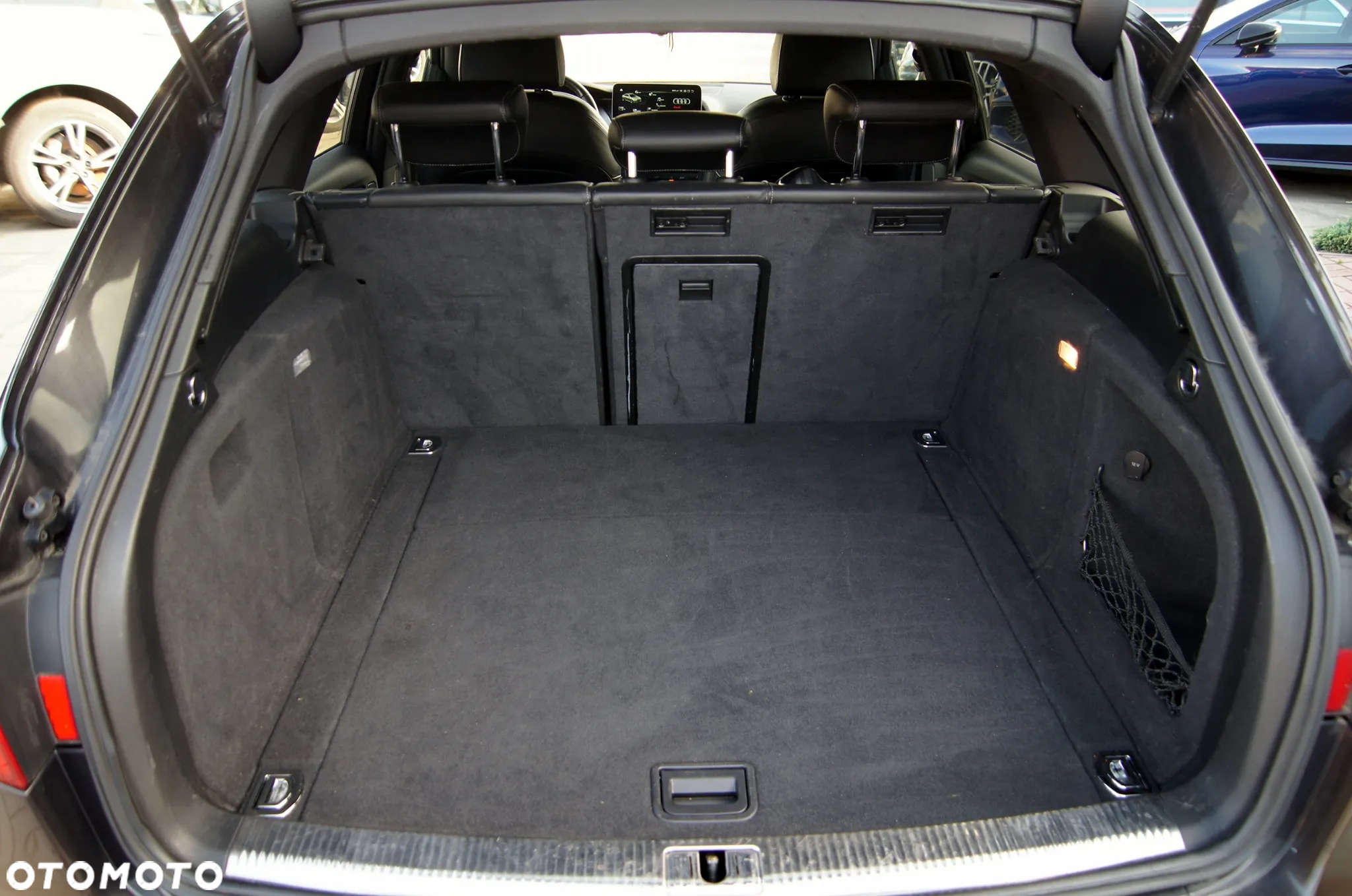 Audi A4 Avant 2.0 TDI DPF quattro S tronic S line Sportpaket - 33