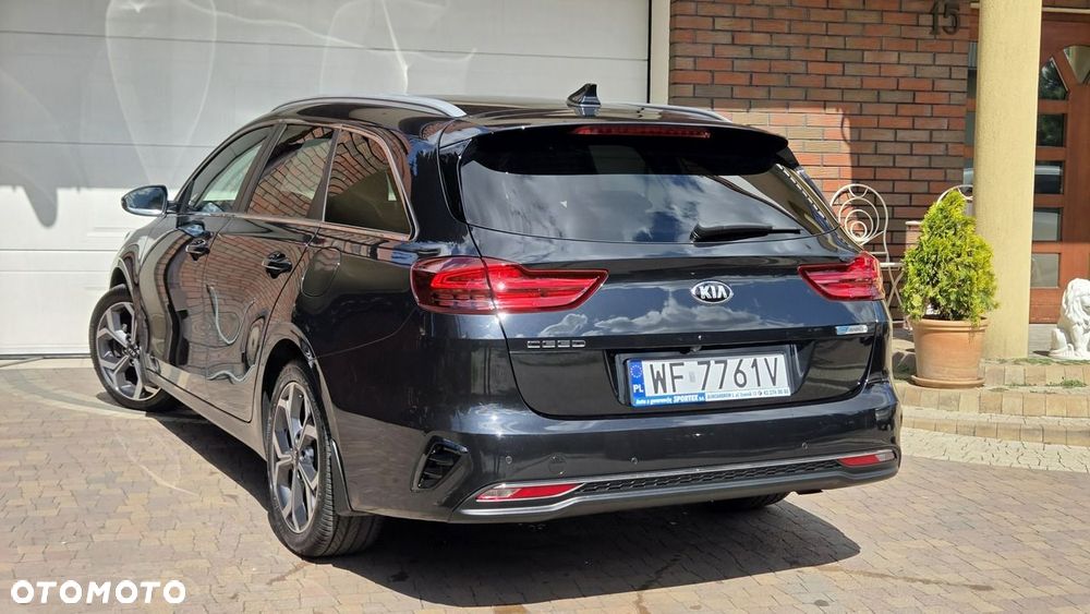 Kia Ceed 1.6 CRDi mHEV Business Line DCT - 8