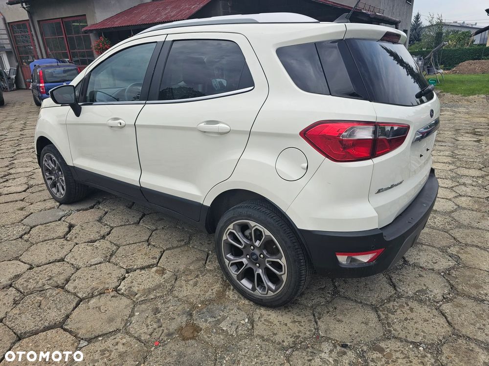 Ford EcoSport - 4