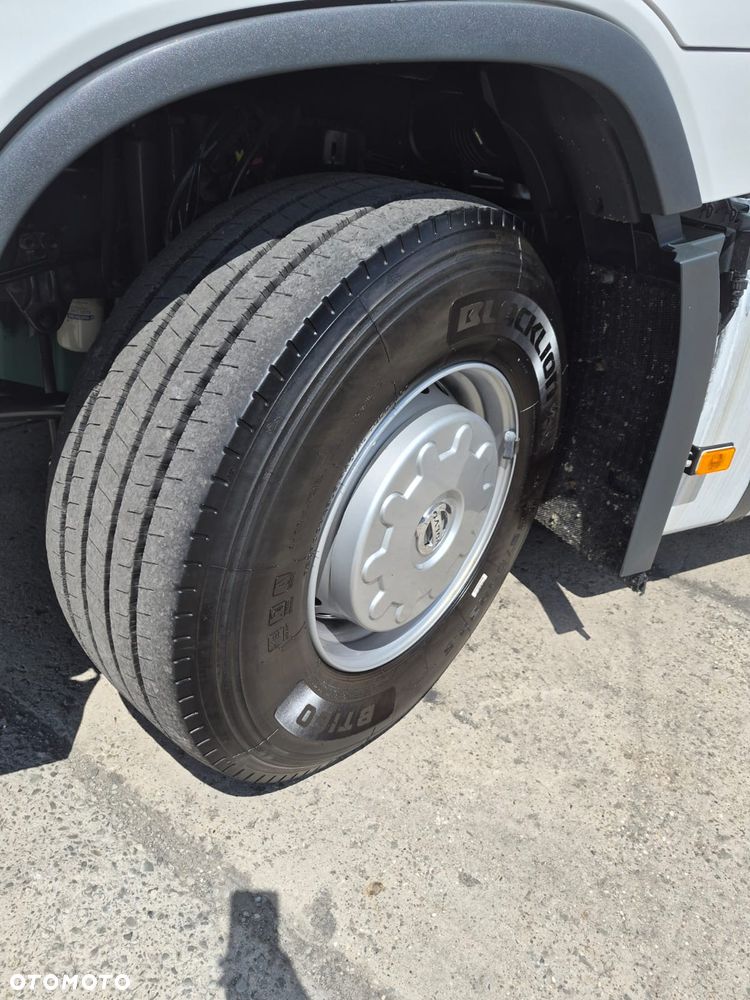 Volvo FH500 pierwszy właściciel, bogate wyposażenie, bezwypadkowy - 10