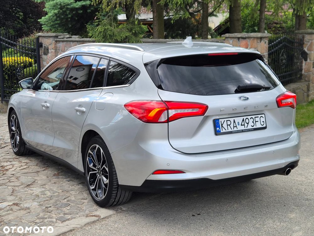 Ford Focus 1.5 EcoBlue Start-Stopp-System TITANIUM DESIGN - 5