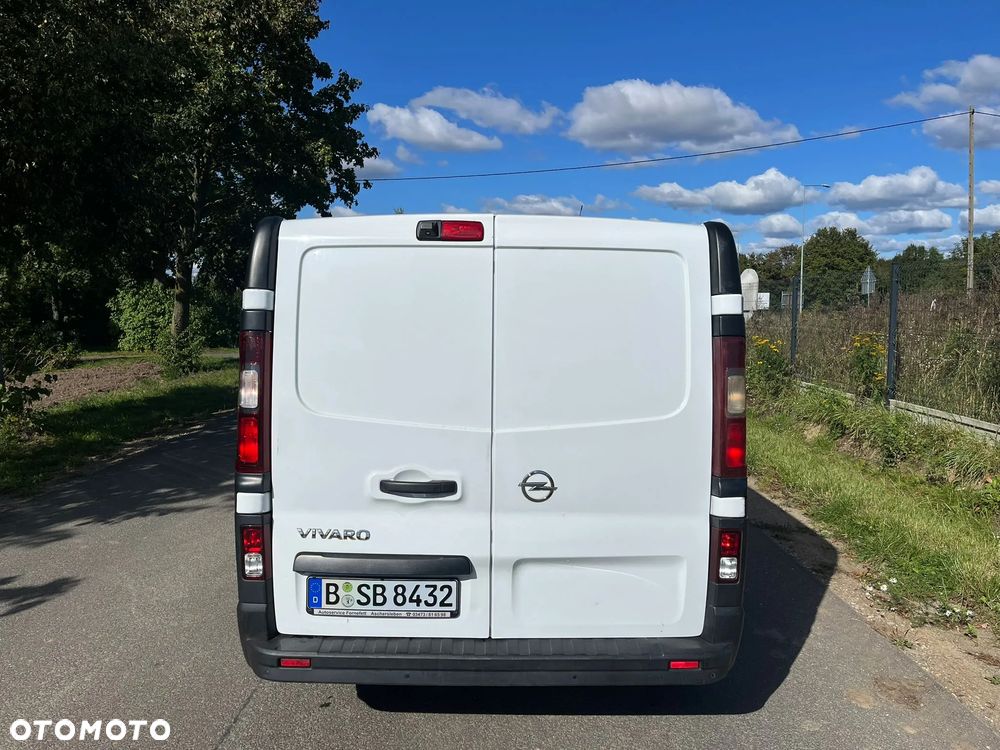 Opel Vivaro - 12