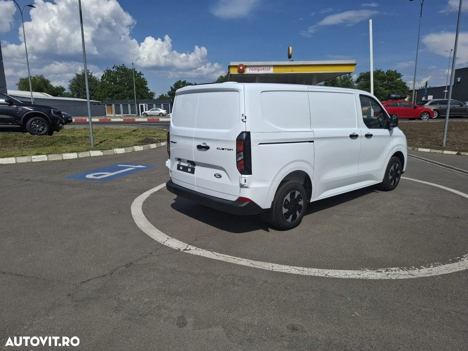 Ford Transit Custom - 3
