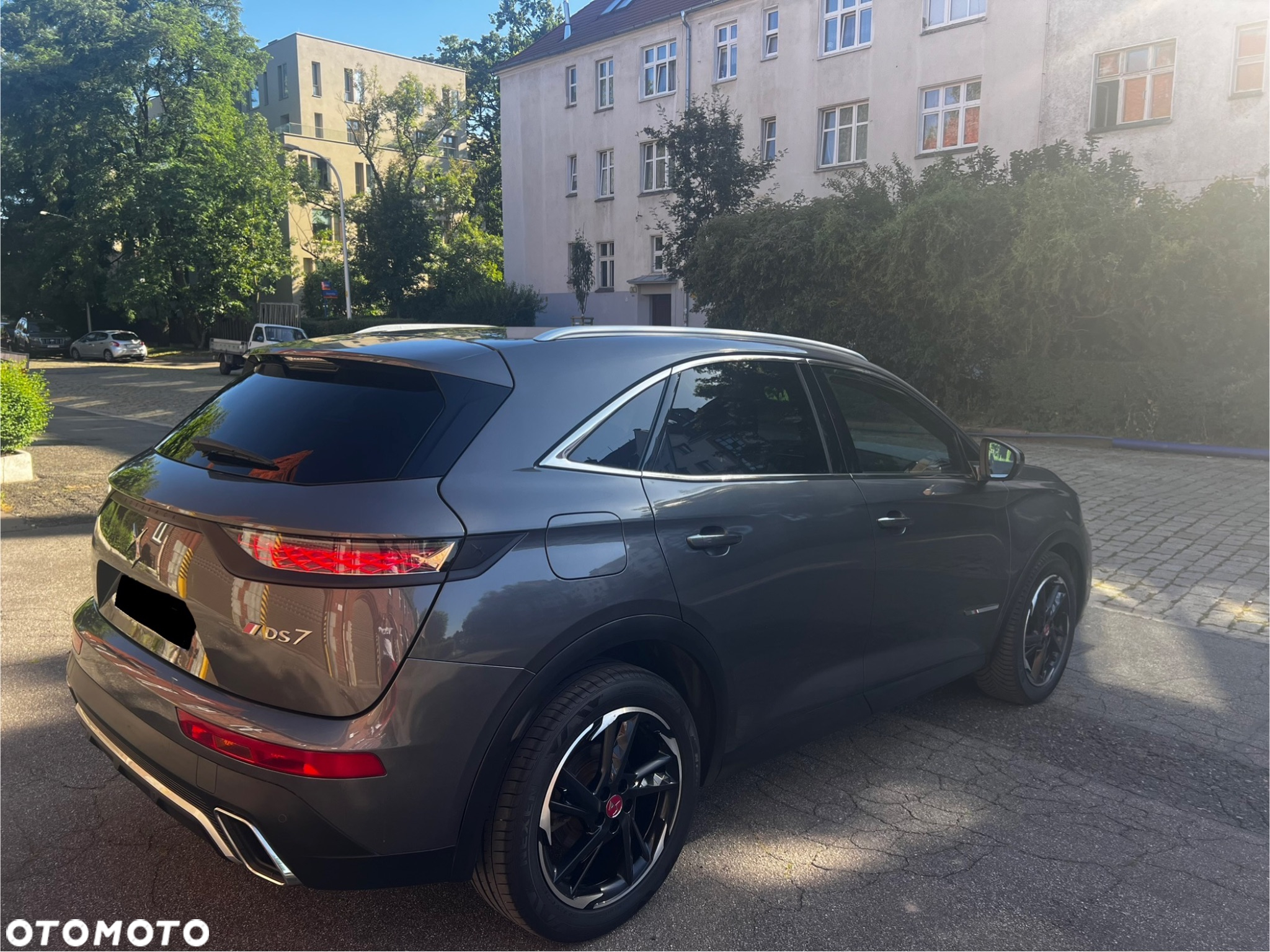 DS Automobiles DS 7 Crossback 2.0 BlueHDi Performance Line + - 7