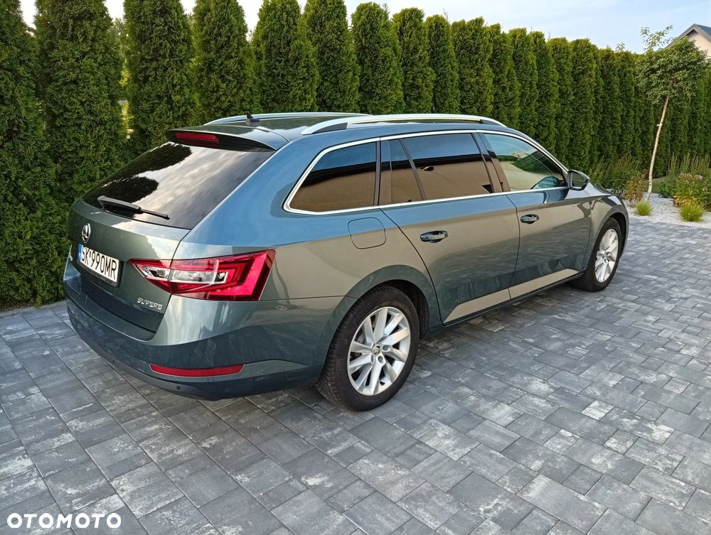 Skoda Superb 1.4 TSI ACT Ambition DSG - 4