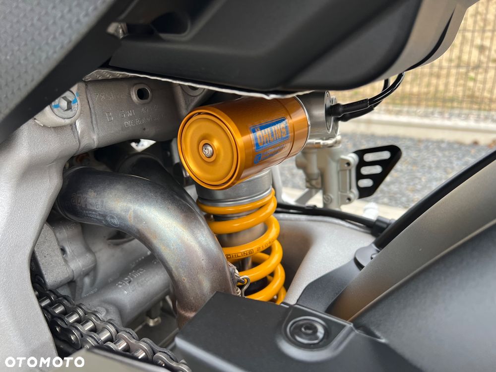 Aprilia Tuono - 11
