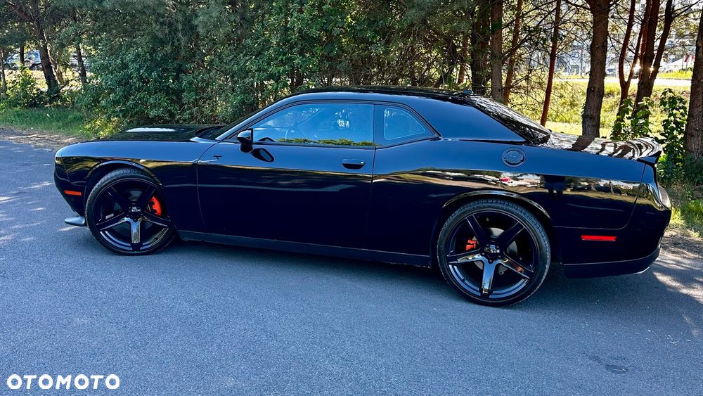 Dodge Challenger - 20
