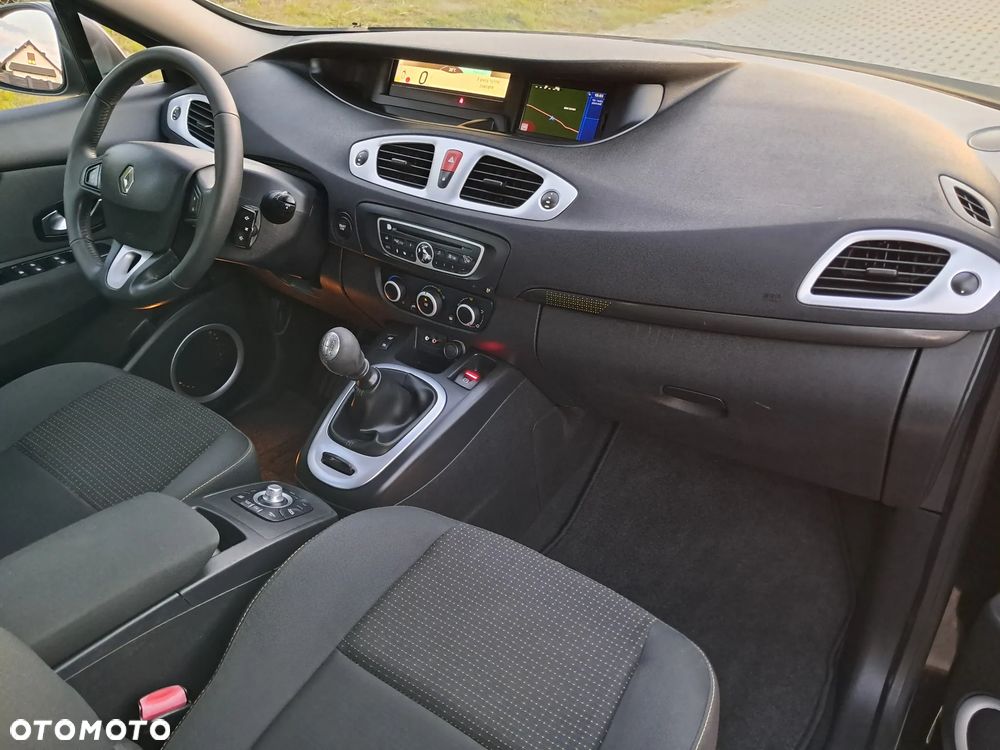 Renault Grand Scenic 1.6 16V 110 Dynamique - 21