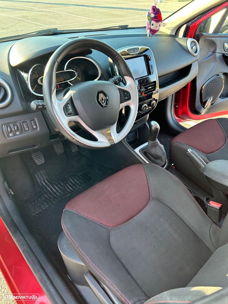 Renault Clio Sport Tourer Energy dCi 90 Start & Stop Experience - 5