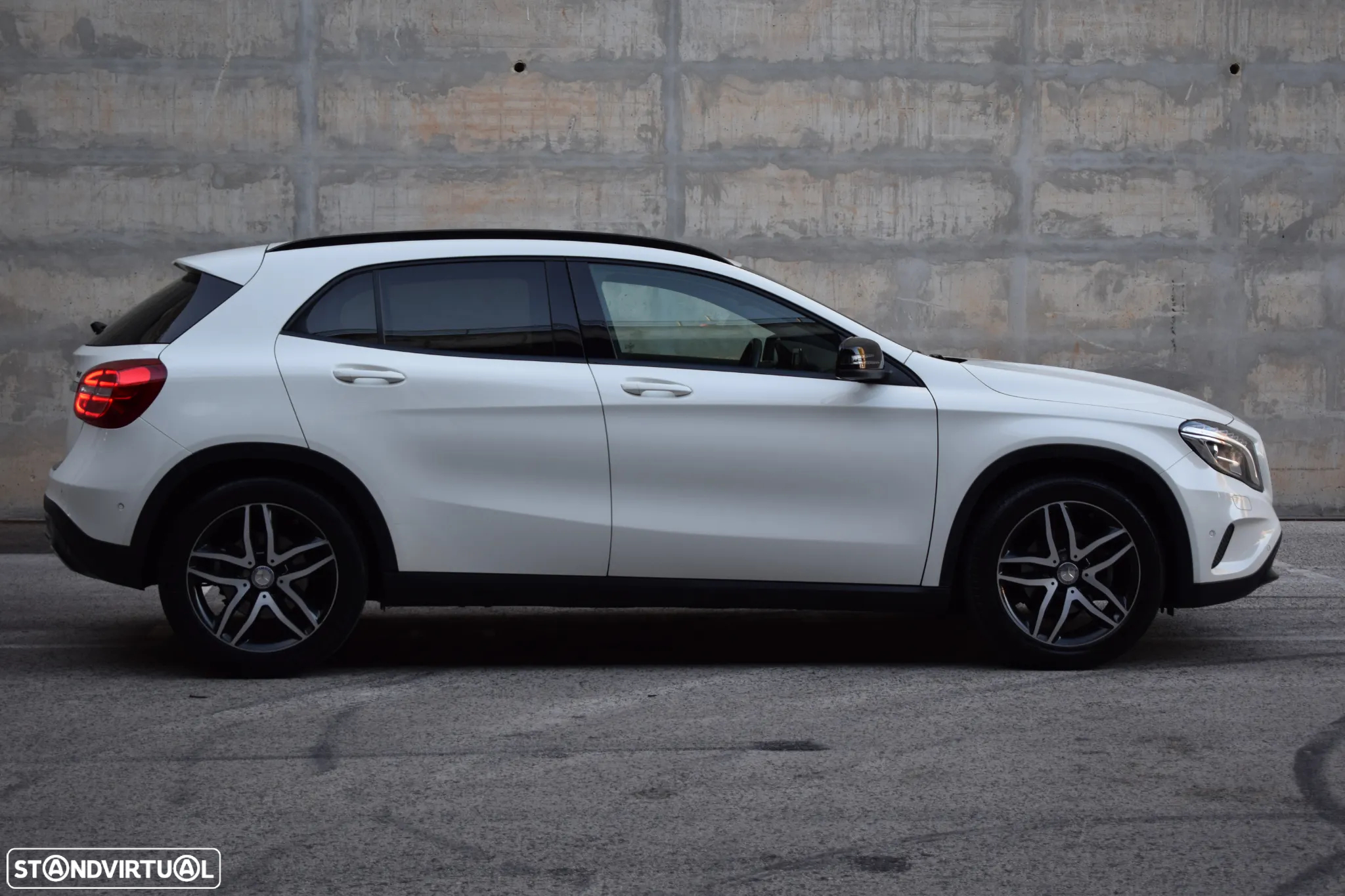 Mercedes-Benz GLA 180 CDi Urban - 36