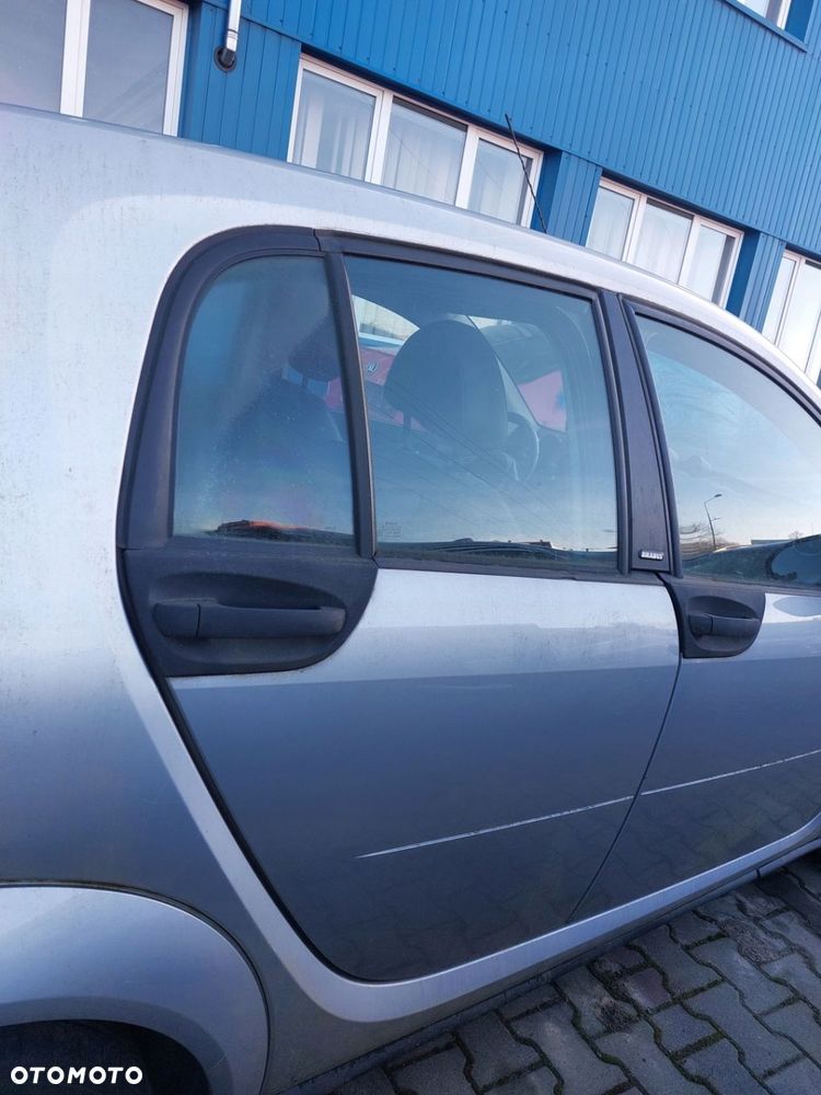 Smart Forfour Colt 2006 drzwi tył prawe
