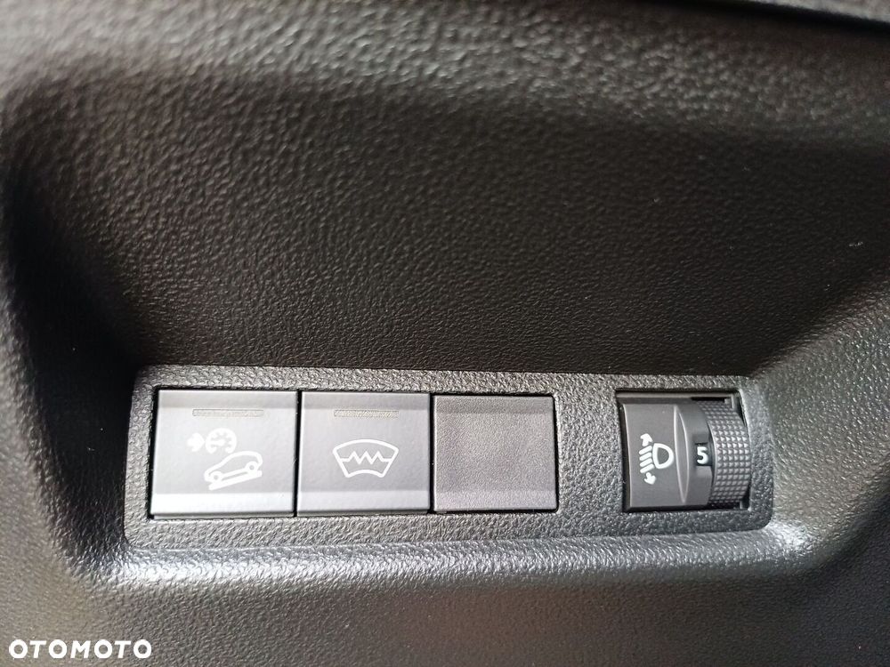 Jeep Avenger 54kWh Summit - 24