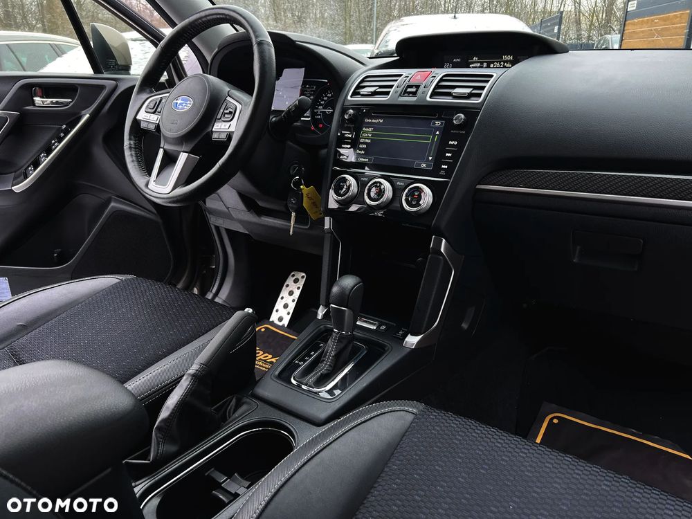 Subaru Forester 2.0 i Platinum Lineartronic - 16