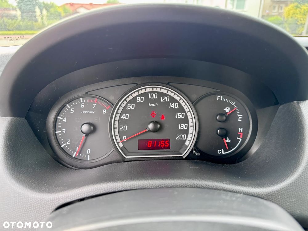 Suzuki Swift 1.3 Club - 12