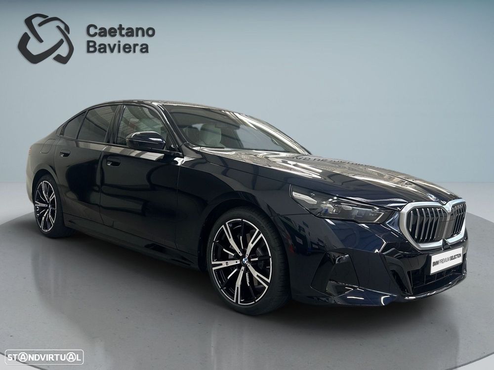 BMW i5 eDrive40 Edição Desportiva M - 11