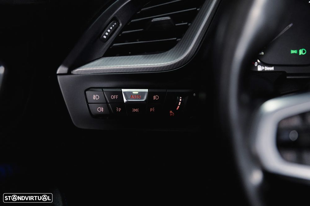 BMW 116 d Pack M Shadow - 14