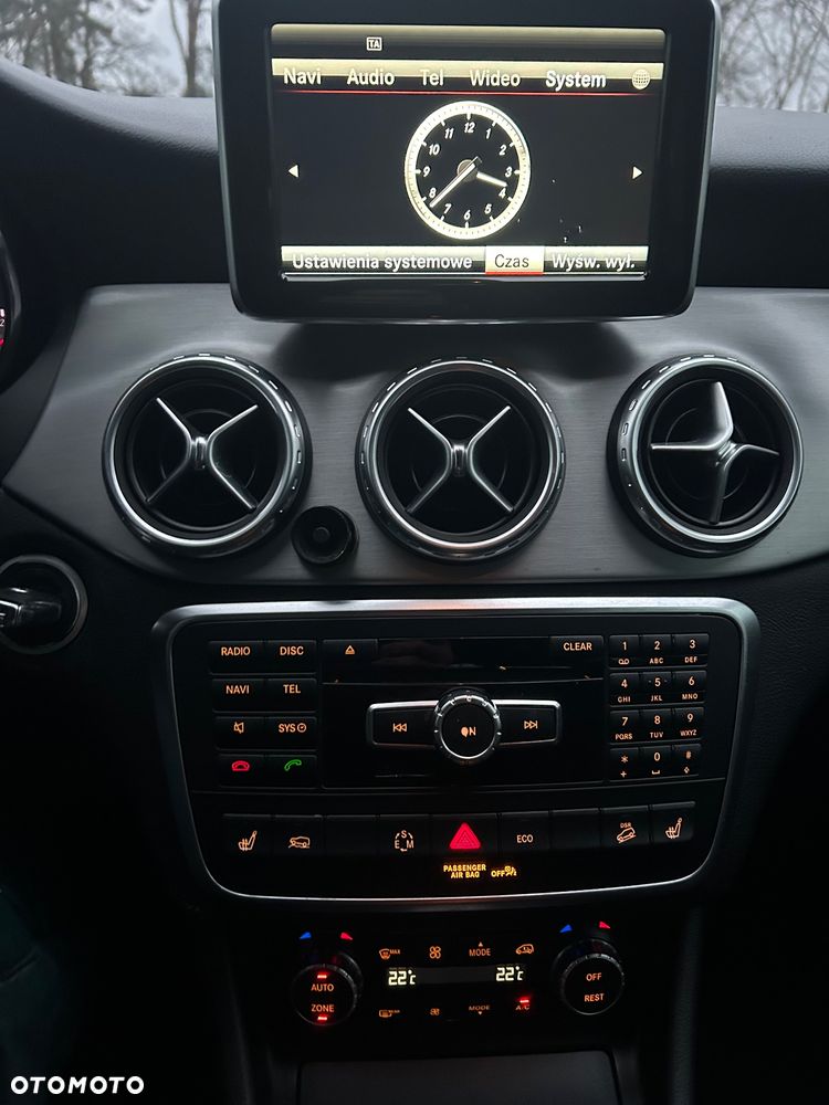 Mercedes-Benz GLA 250 4Matic 7G-DCT AMG Line - 32