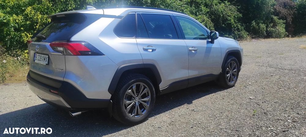 Toyota RAV4 - 3