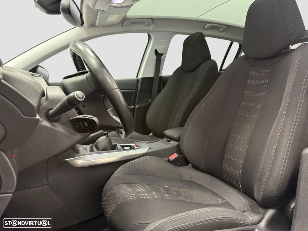 Peugeot 308 1.2 PureTech Allure - 10