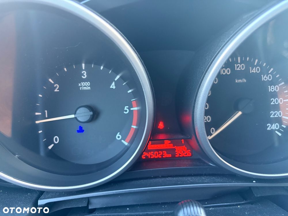 Mazda 5 - 7