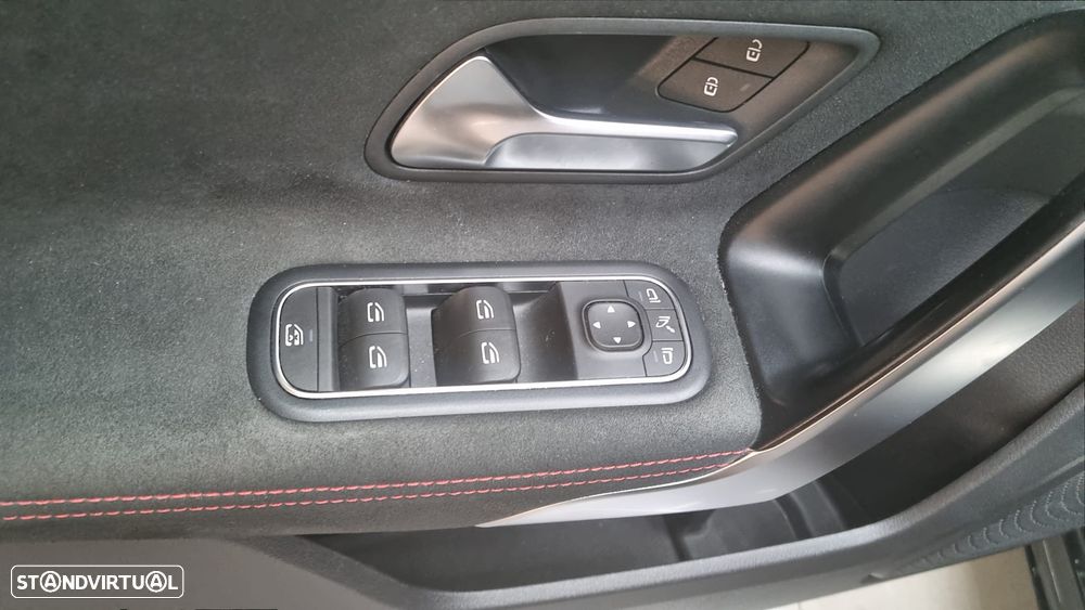 Mercedes-Benz A 200 AMG Line Aut. - 23