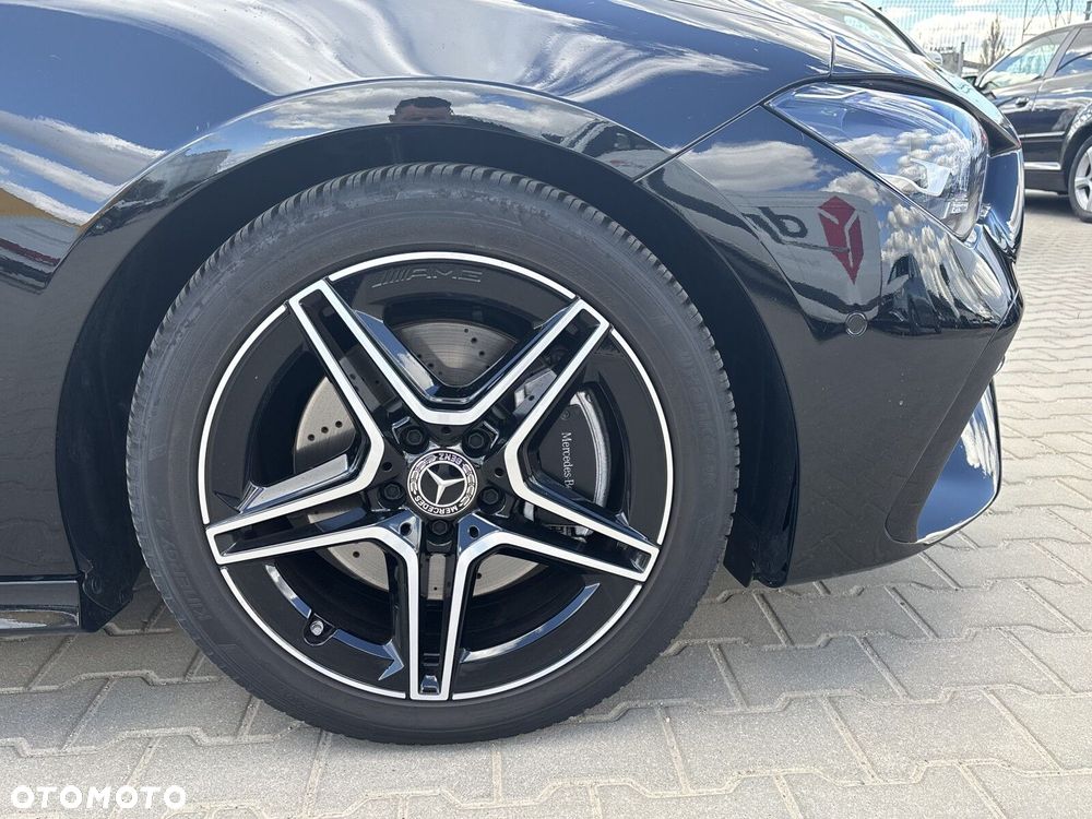 Mercedes-Benz CLA - 10