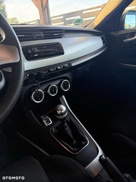 Alfa Romeo Giulietta 1.4 TB - 5