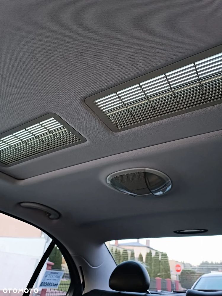 Mercedes-Benz Klasa E 320 CDI 7G-TRONIC Avantgarde - 17