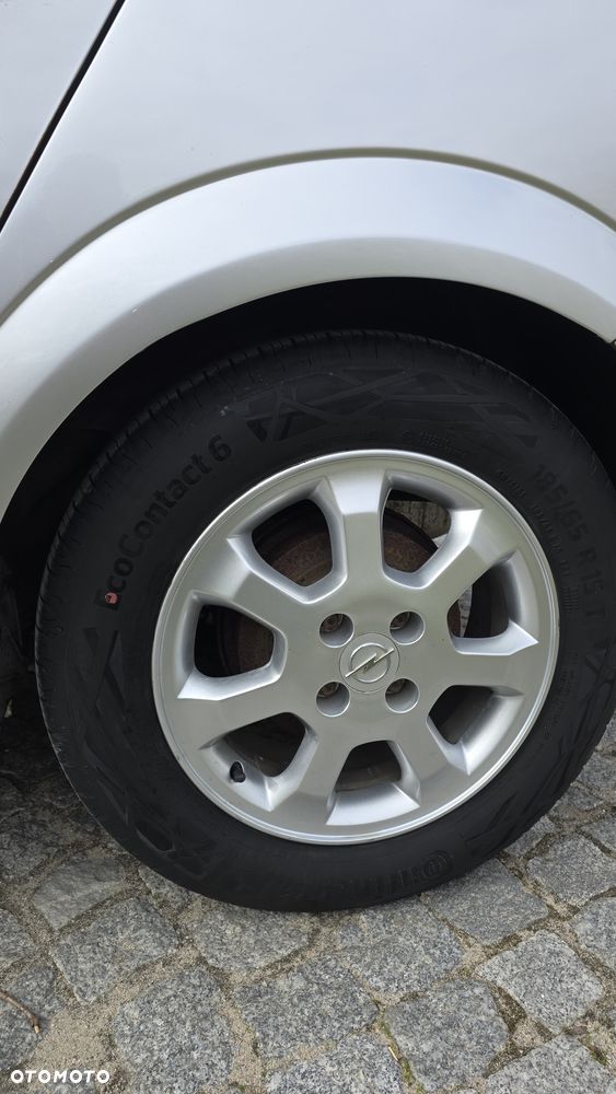 Opel Astra 1.6 Enjoy - 4