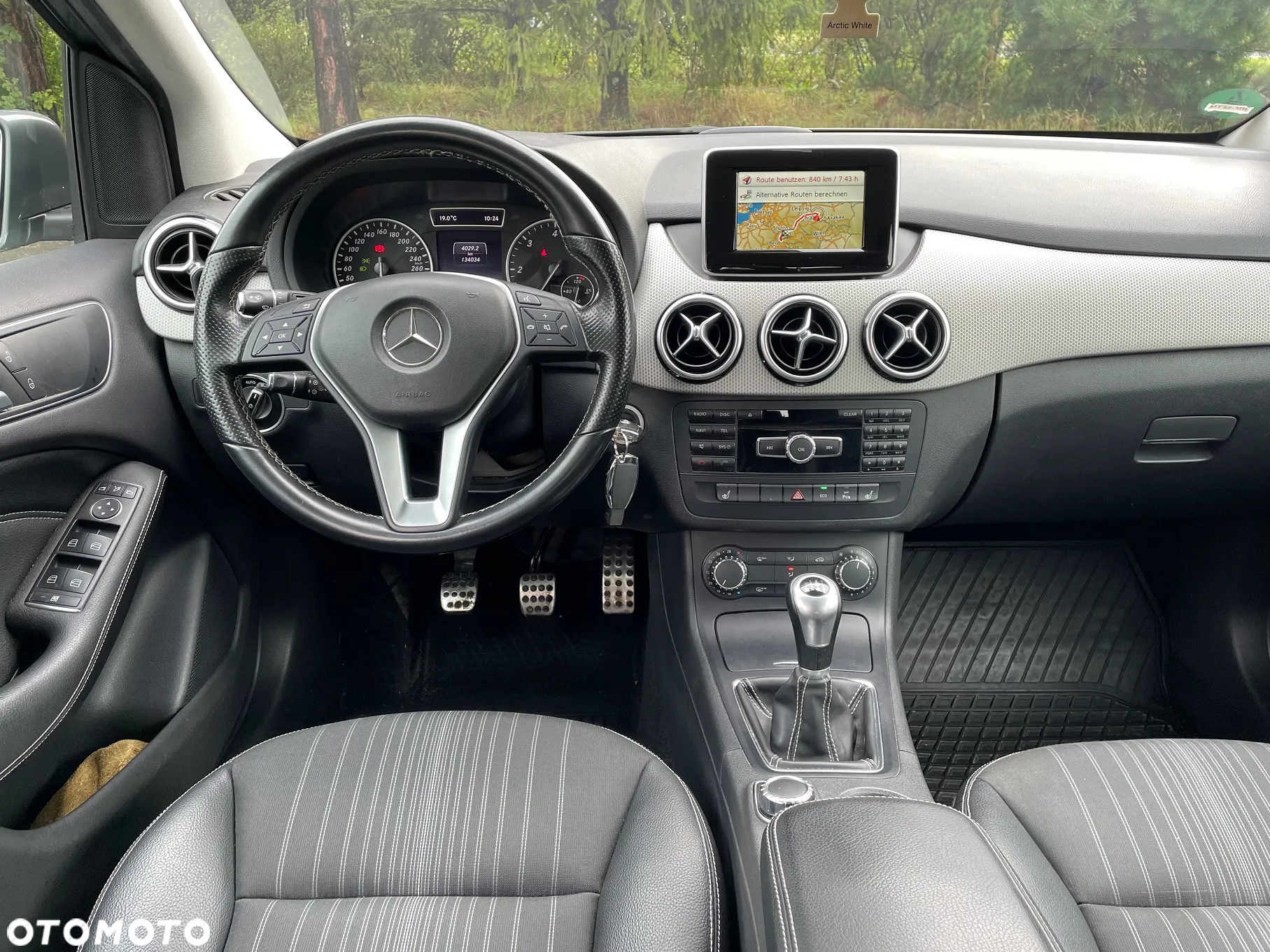 Mercedes-Benz Klasa B 200 CDI - 17