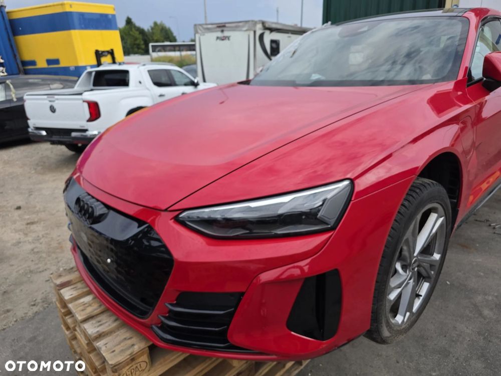 AUDI E TRON GT 2023 ROK PAS PRZEDNI KOMPLET - 1