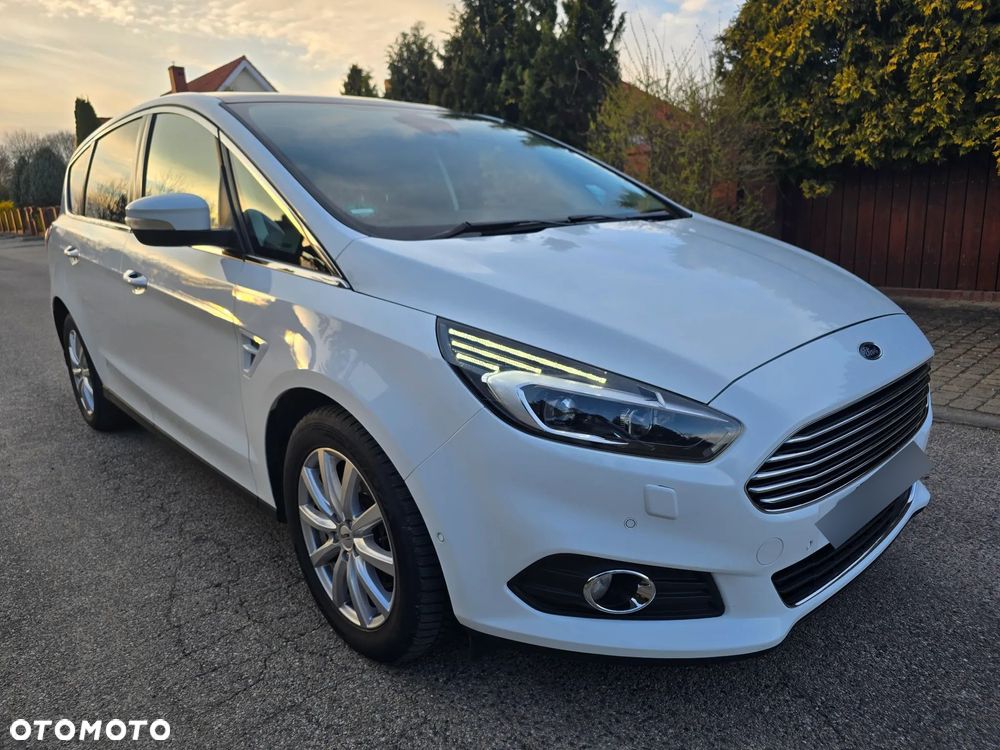 Ford S-Max 2.0 TDCi Titanium PowerShift - 7