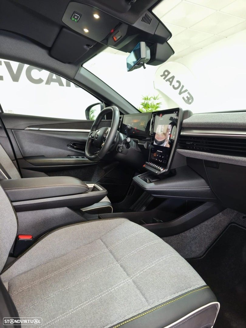 Renault Mégane E-Tech EV60 220hp optimum charge Iconic - 13