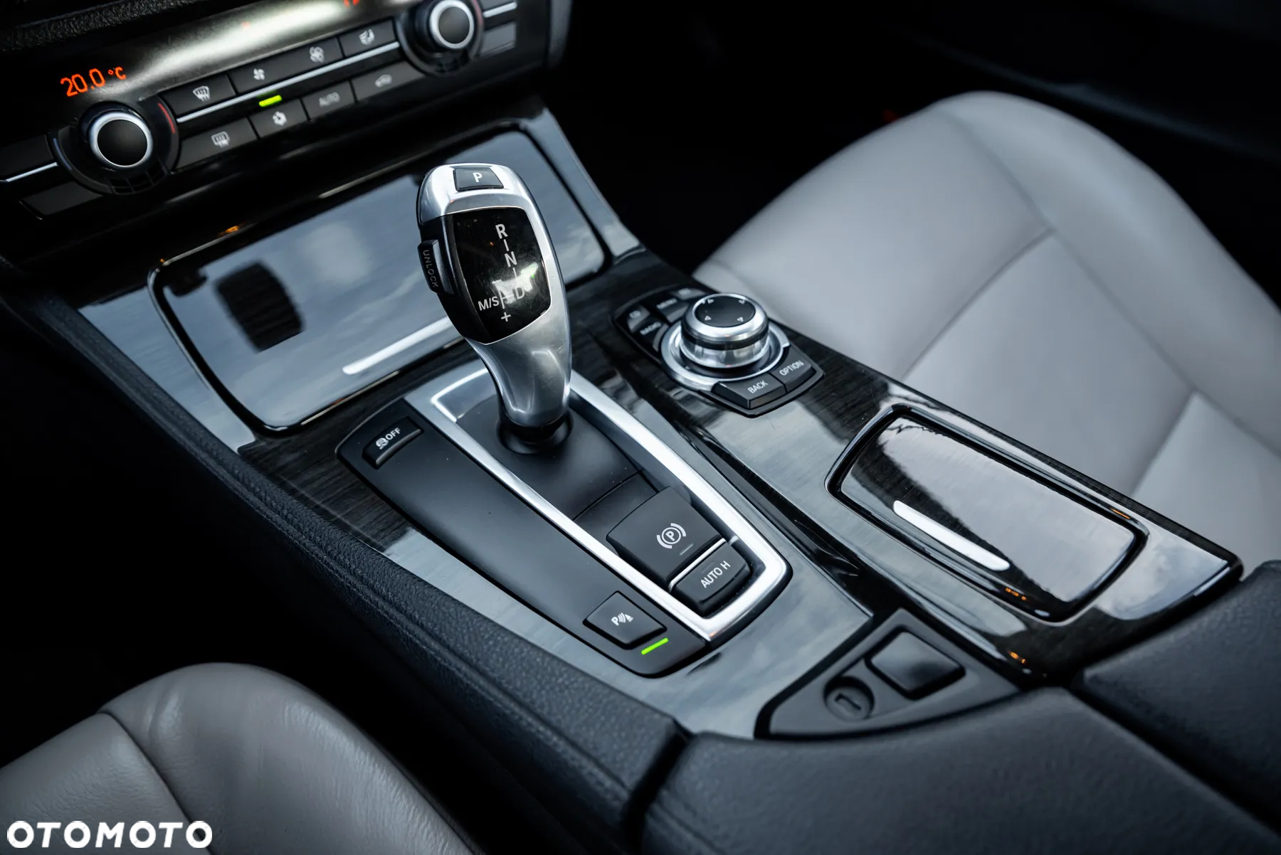 BMW Seria 5 525d Sport-Aut - 34