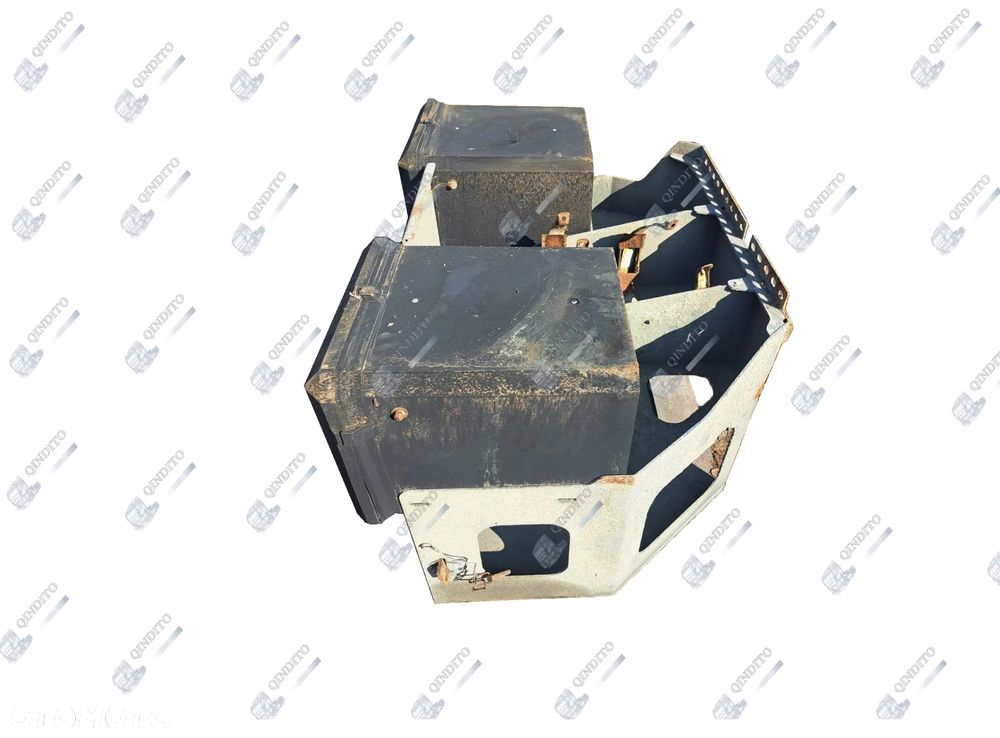 SCHOWEK PÓLKA SKRZYNKA NARZEDZIOWA KOMPLET - 4