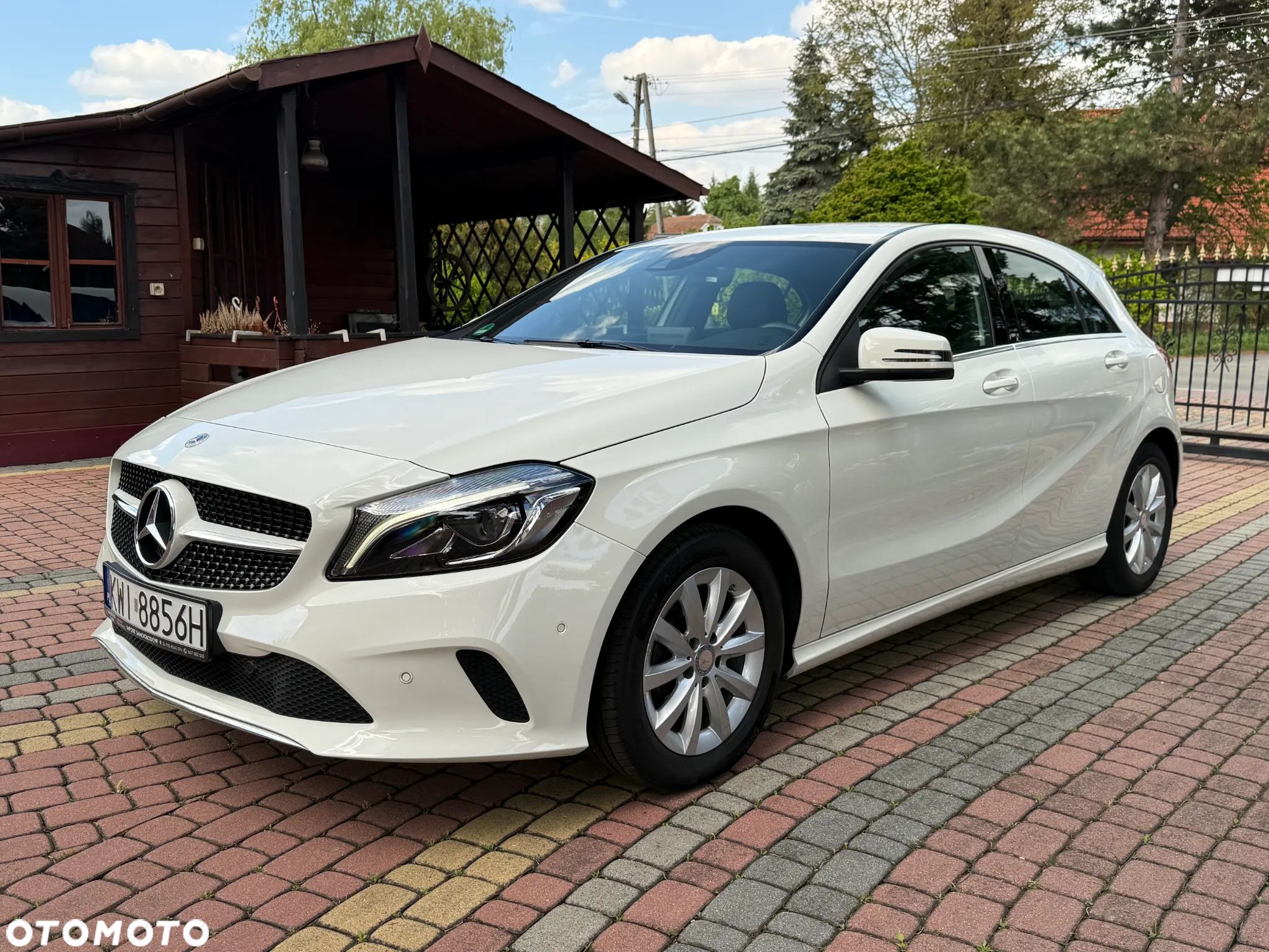 Mercedes-Benz Klasa A 180 d BlueEffICIENCY Edition - 1
