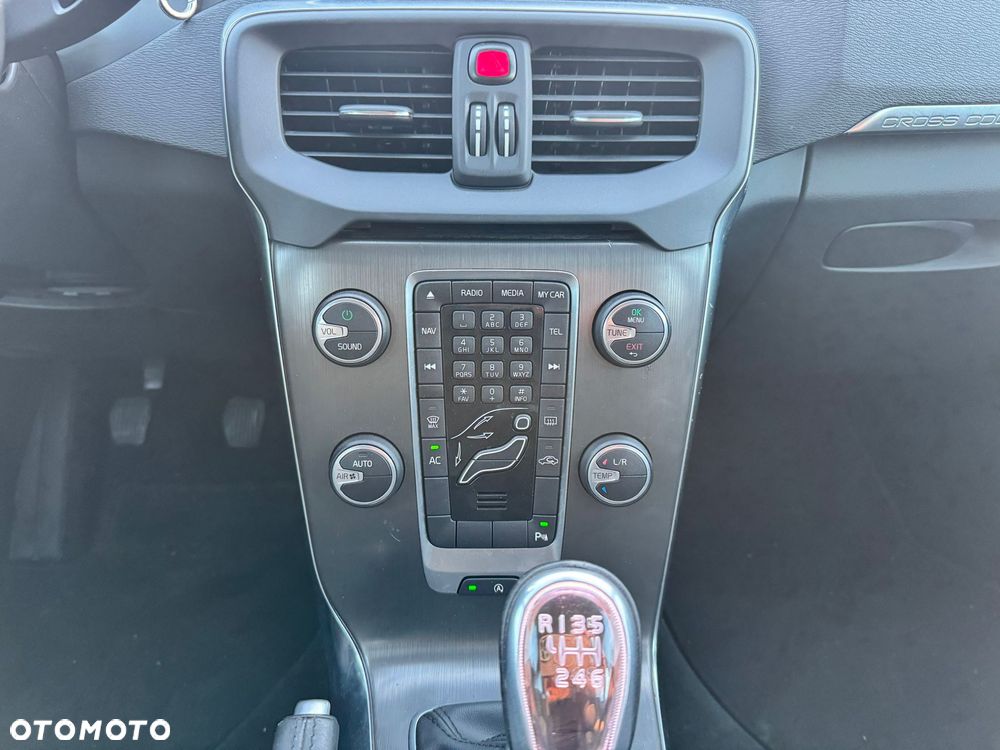 Volvo V40 T4 - 12